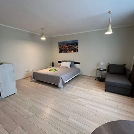 Beautiful Apartment Great Location Free Parking Riga Exteriör bild